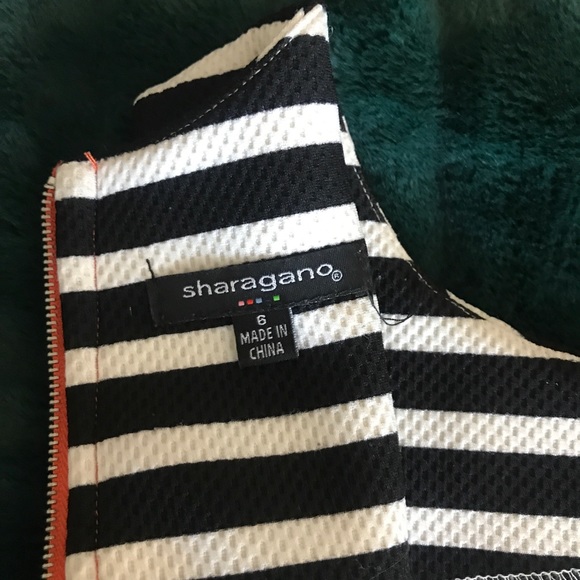 Sharagano🌺 Women’s B & W Striped Textured dress 6 - Picture 6 of 7